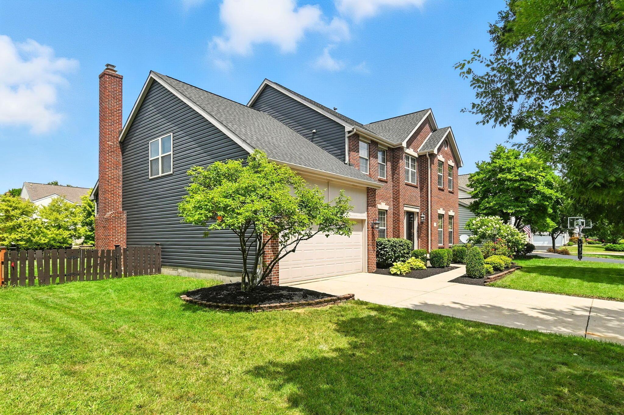 Property Photo: 3083 Landen Farm W Road OH 43026