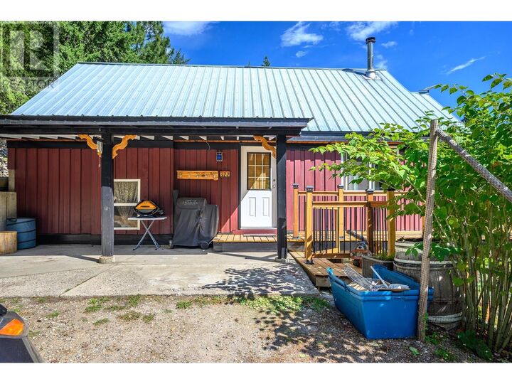 Property Photo:  322 Northern View Drive  BC V1H 2C3 