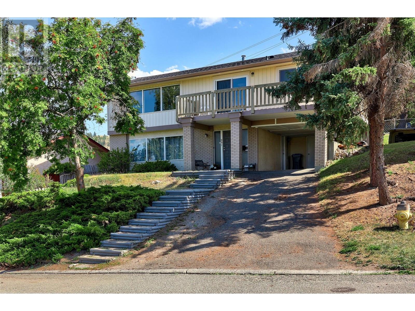 Property Photo: 291 Gordonhorn Crescent BC V2E 1G6