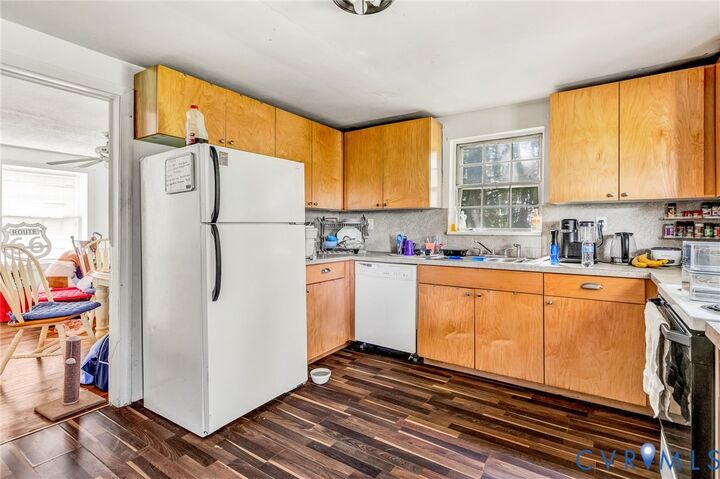Property Photo:  7402 Antique Lane  VA 23116 