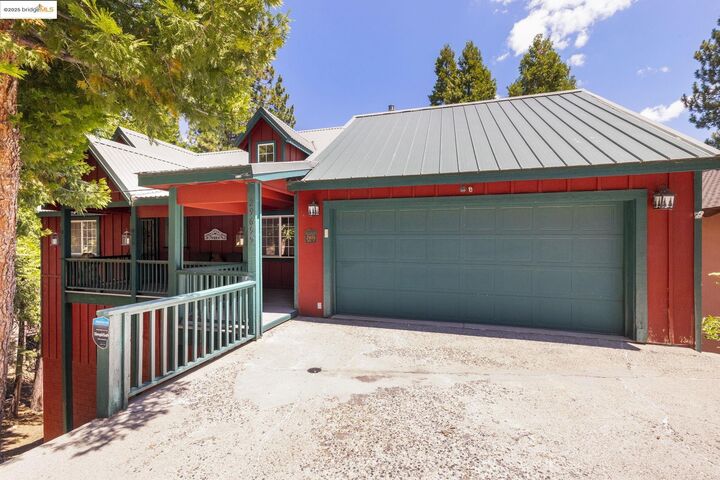 Property Photo: 29699 Butte Court CA 95335