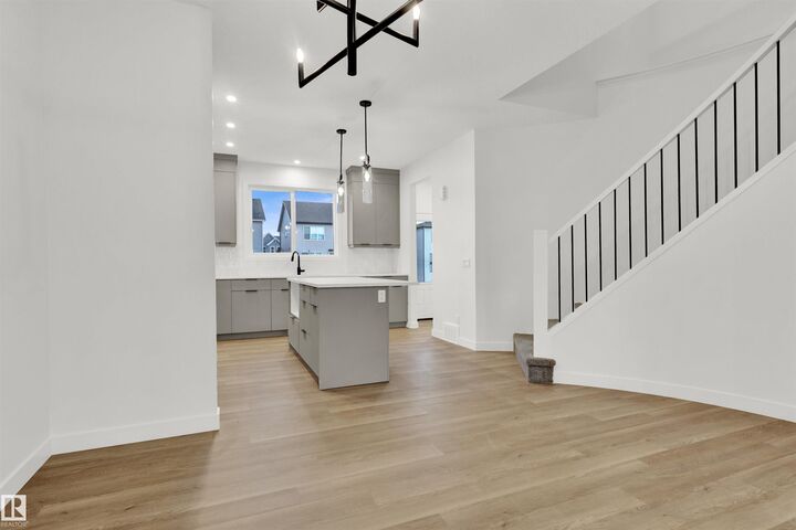 Photo de la propriété: 511 Paterson Way SW AB T6W 4E2