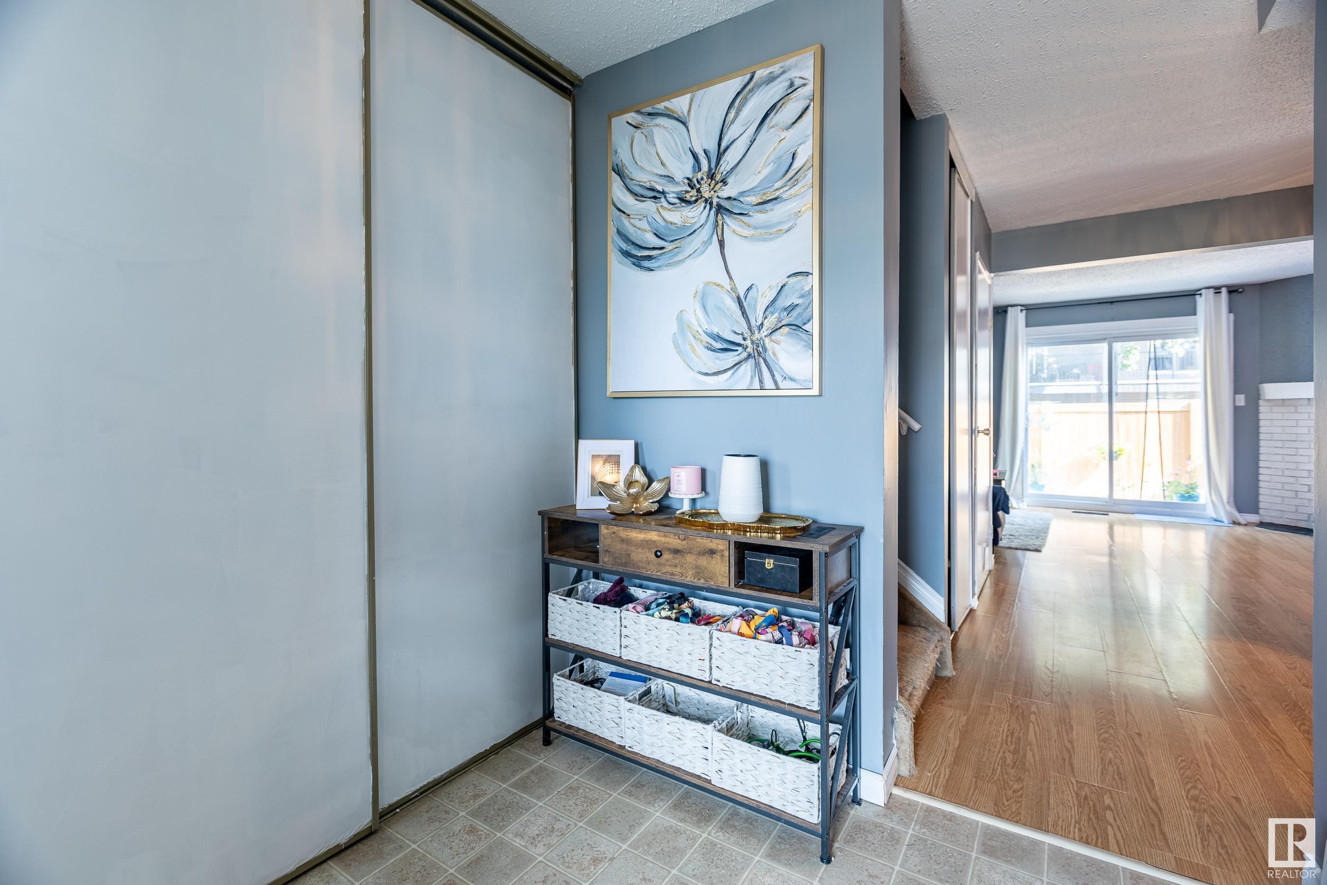 Property Photo: 541 Dunluce Road NW AB T5X 4P4