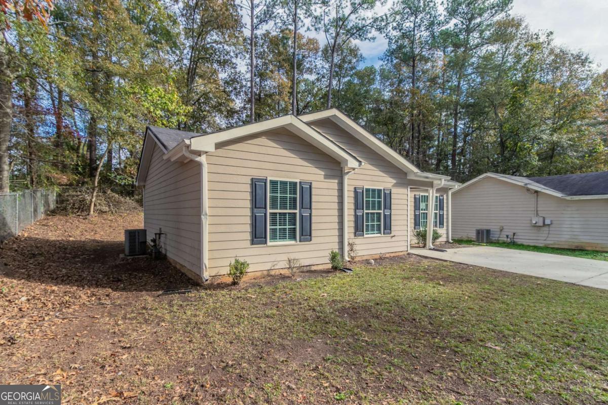 Property Photo: 7133 Pineview Drive SW GA 30014