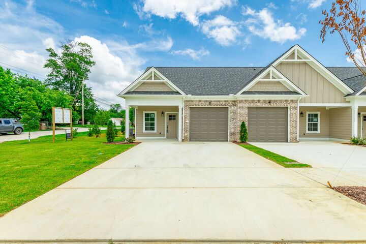 Property Photo:  2586 Bannerman Lane  TN 37421 