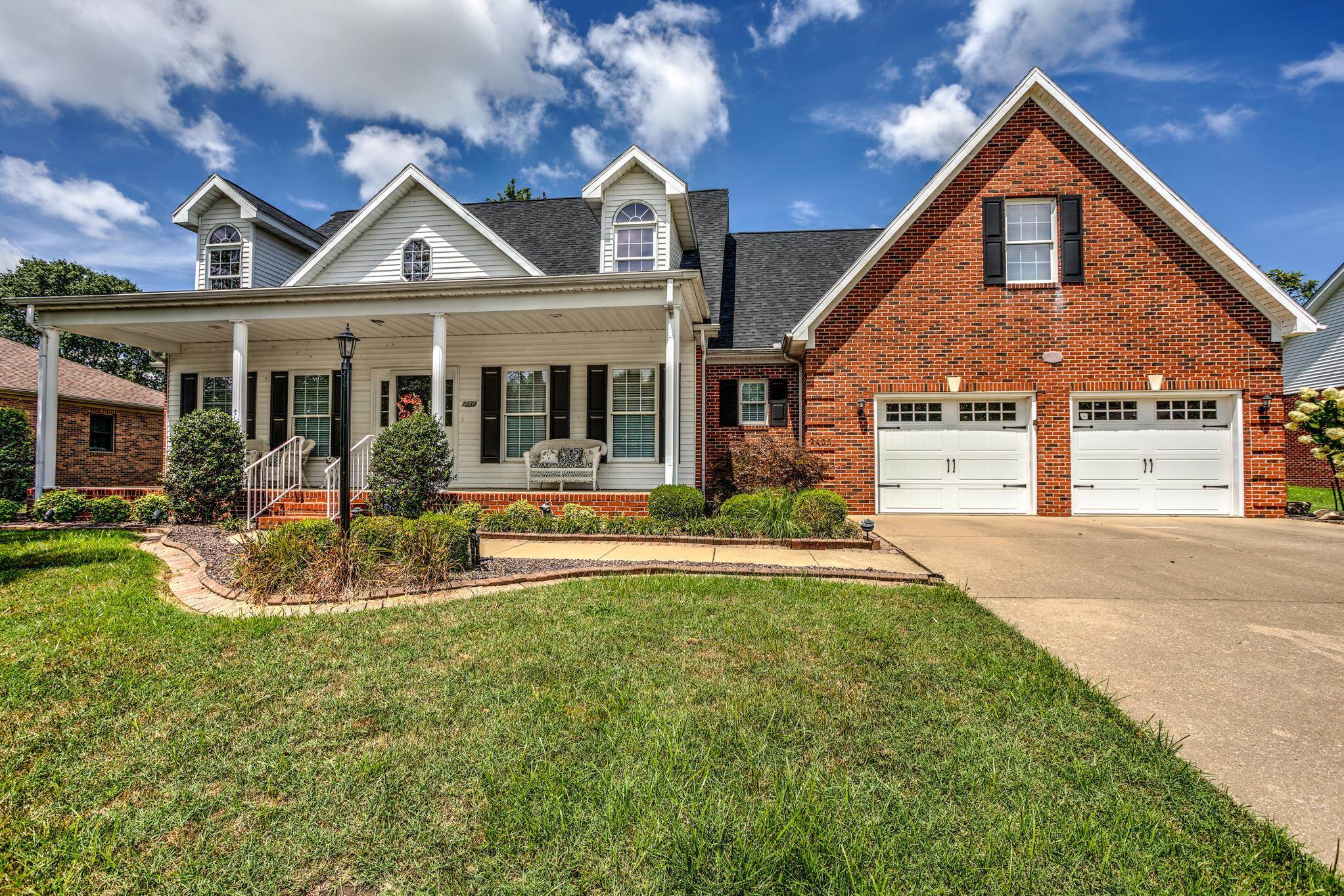 2433 Cobblestone Drive  Henderson KY 42420-2597 photo
