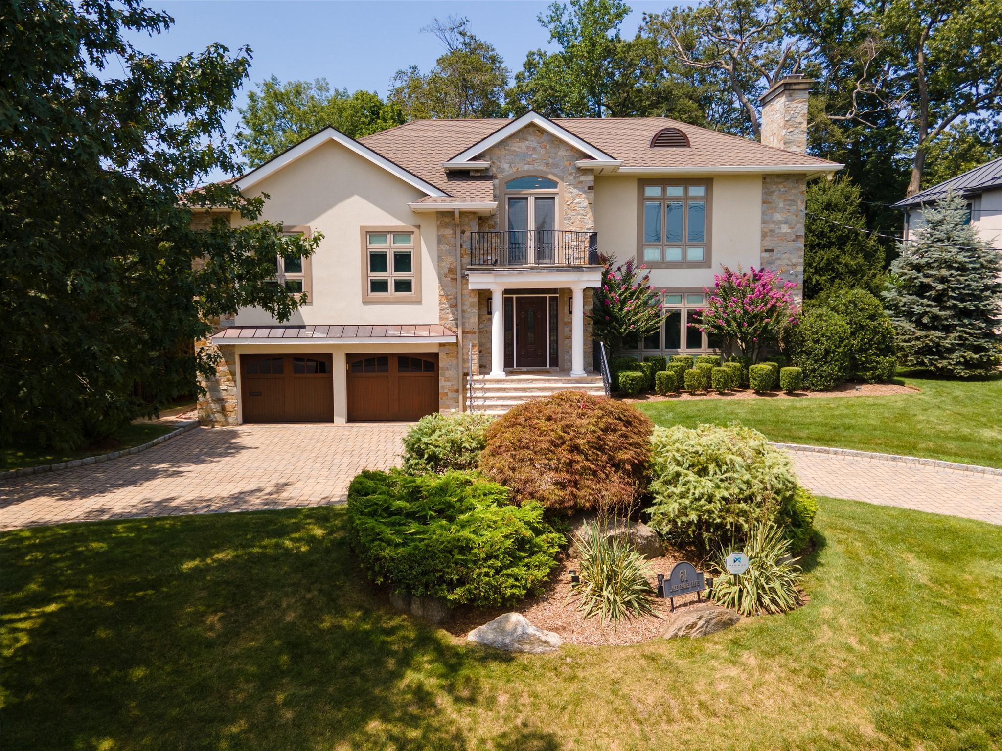 61 Lakeshore Drive  Eastchester NY 10709 photo