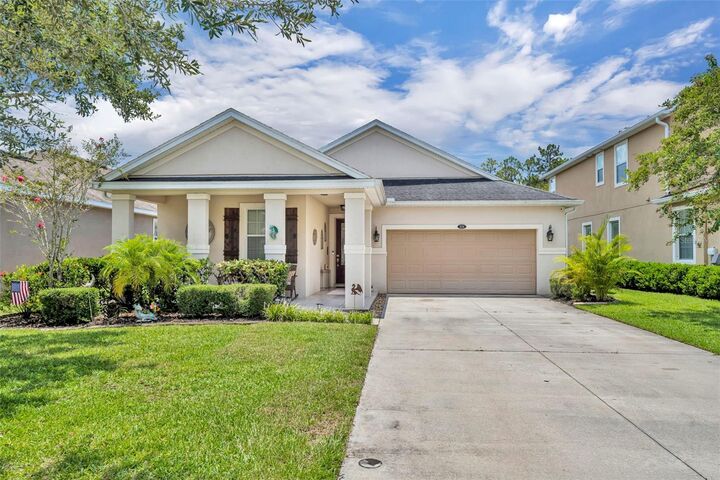 Property Photo: 121 Grande Berwick Court FL 32124