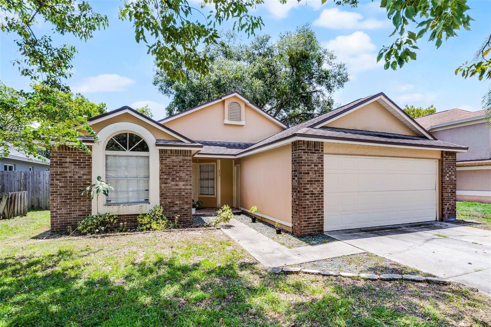 Property Photo:  853 Heather Glen Circle  FL 32746 