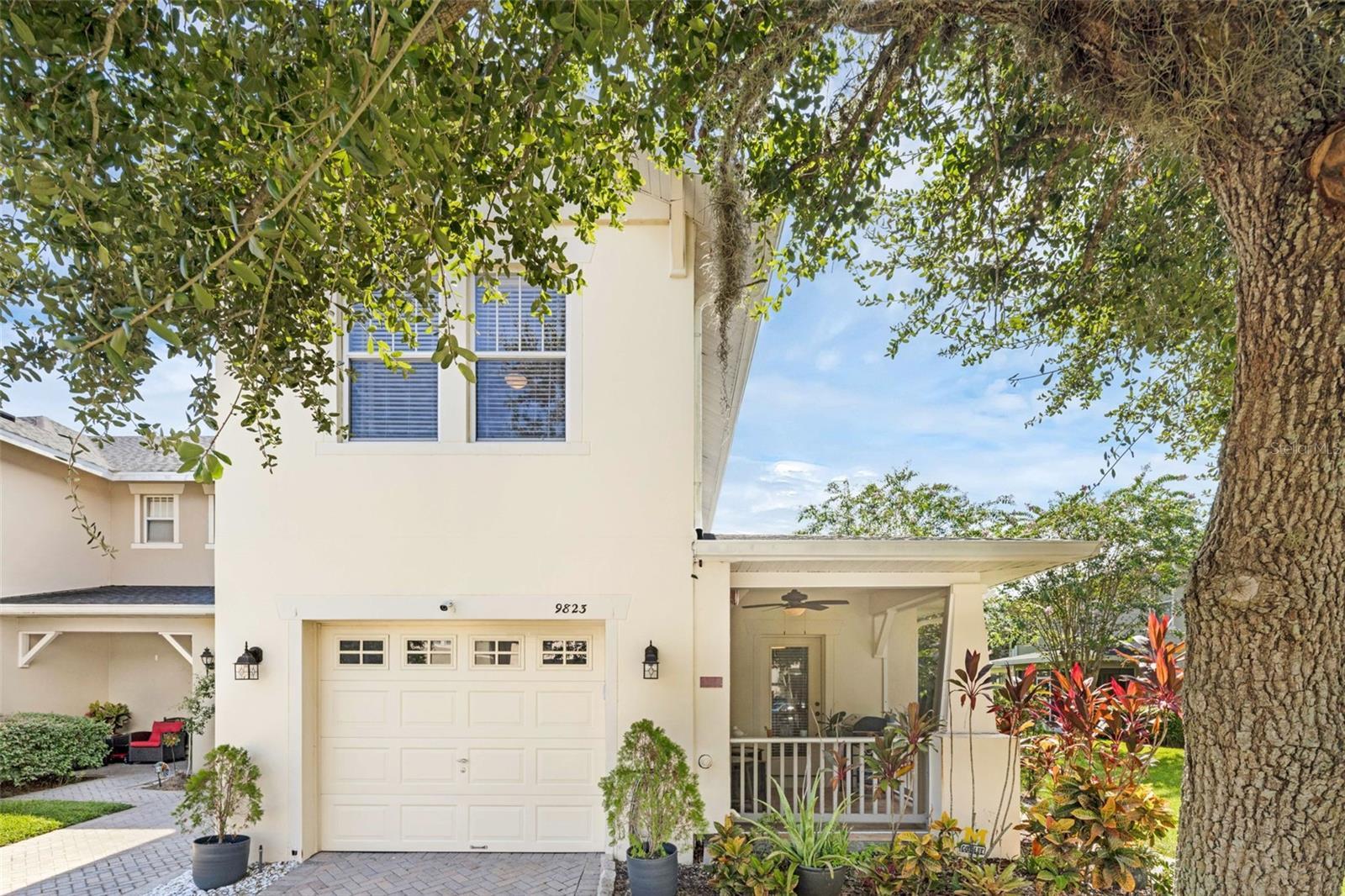 Property Photo: 9823 Tivoli Villa Drive FL 32829