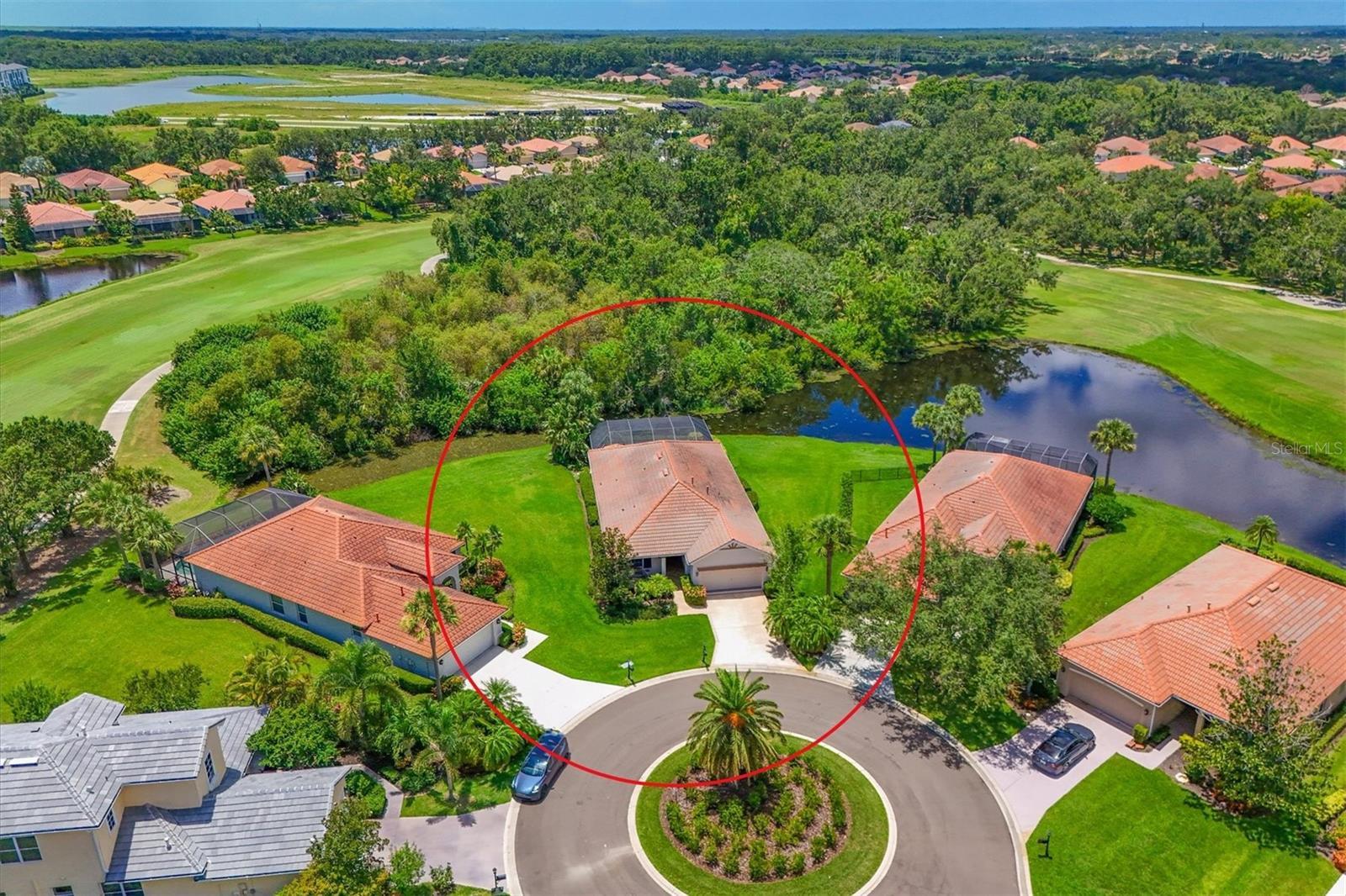 Property Photo: 604 Misty Pond Court FL 34212