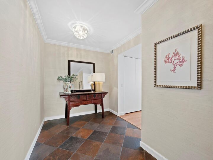 Property Photo: 1255 N Gulfstream Avenue 408 FL 34236