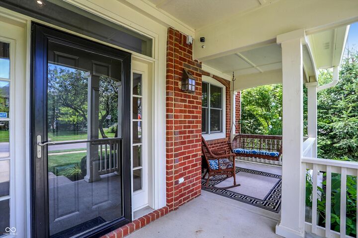 Property Photo: 9811 Buttondown Lane IN 46077