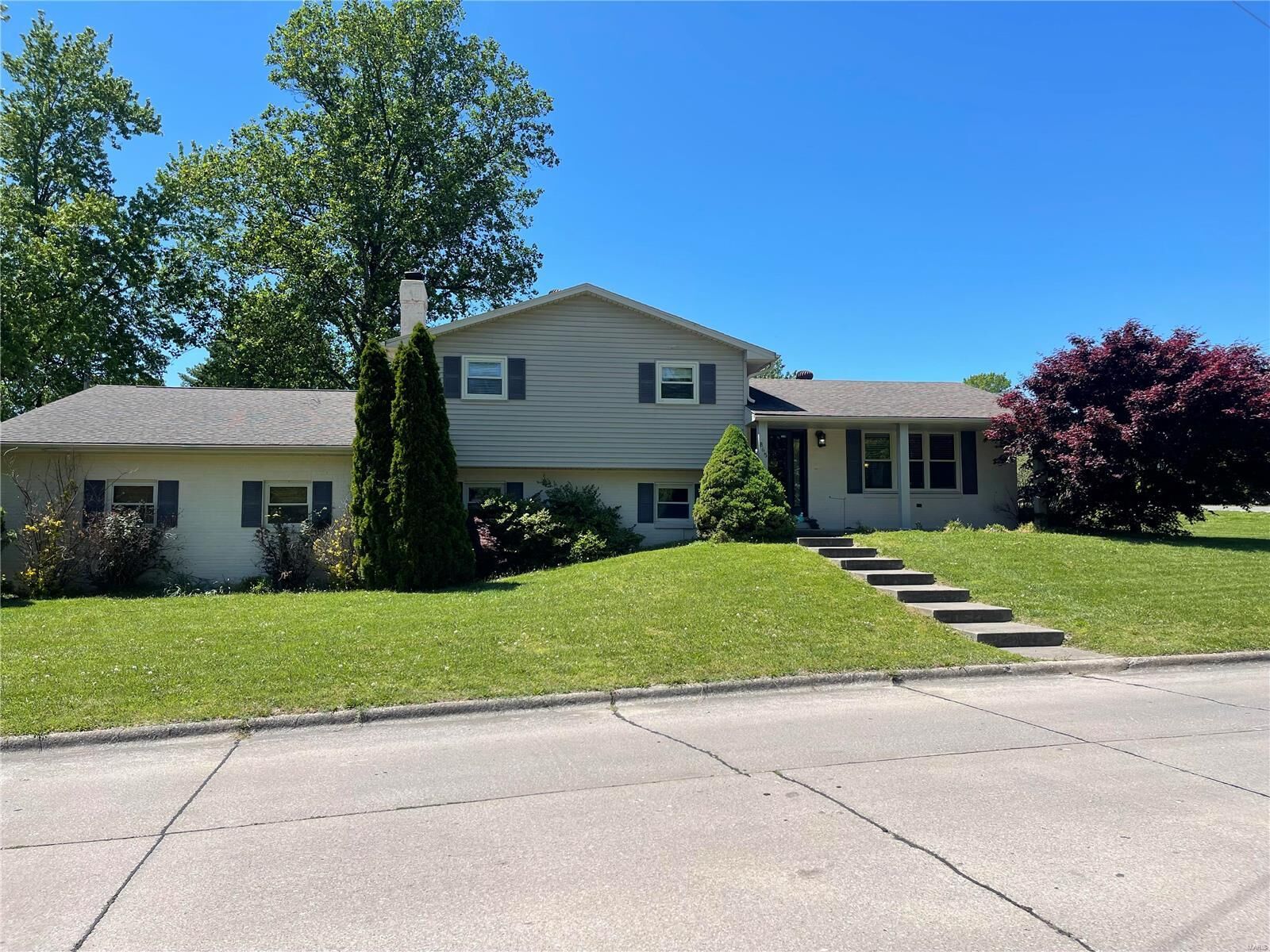 Property Photo:  865 Strawberry Ln  MO 63755 