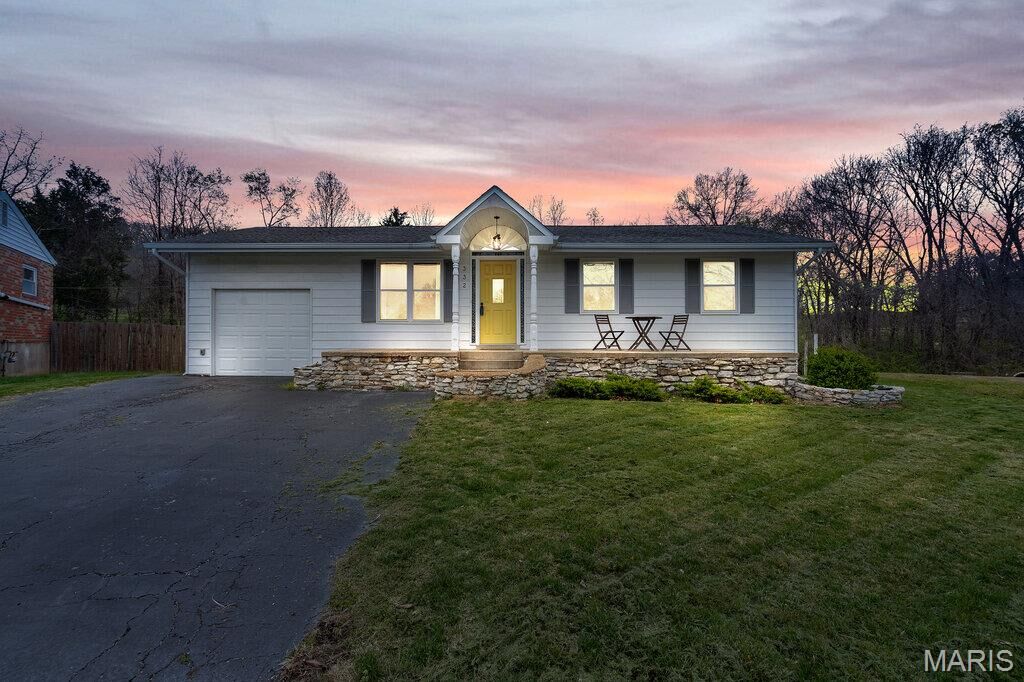 Property Photo:  332 Hagemeister Drive  MO 63025 