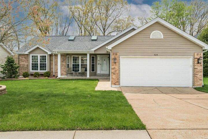 324 Alverston Court  Ballwin MO 63021 photo