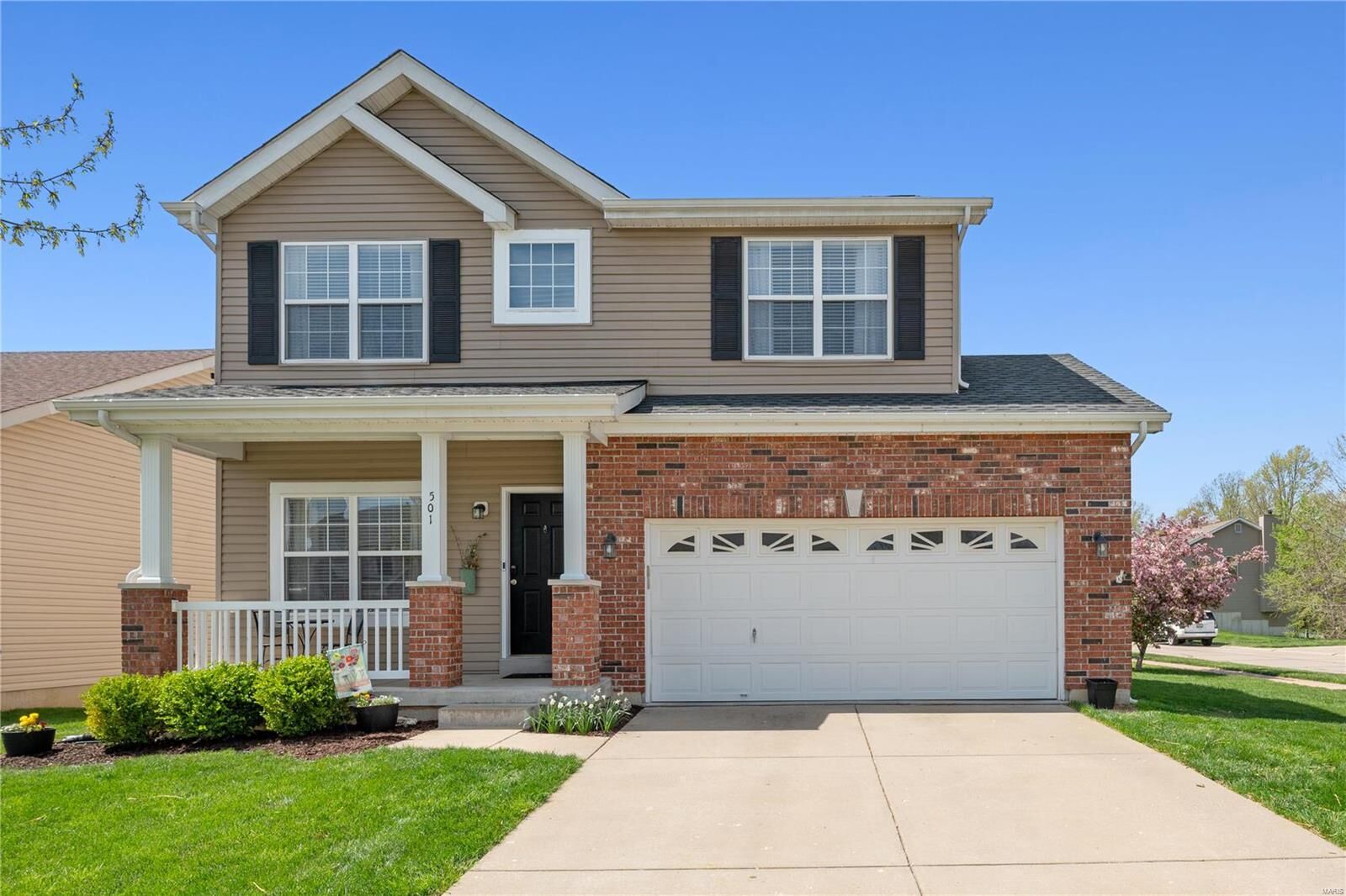 Property Photo: 501 Cottage Xing MO 63366