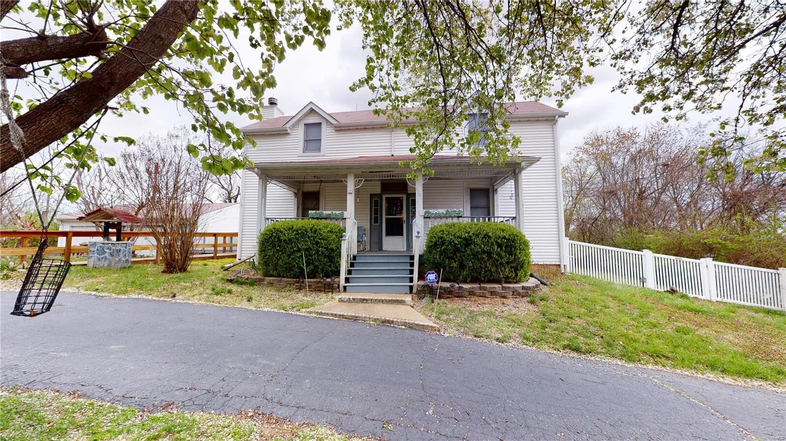 Property Photo: 1301 Tall Oaks Lake Drive MO 63010