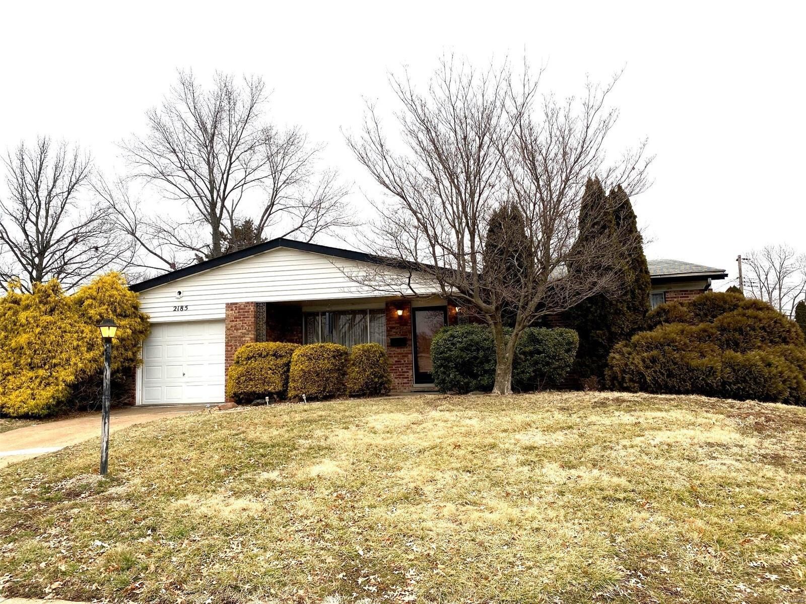 Property Photo:  2185 Danelle Drive  MO 63031 