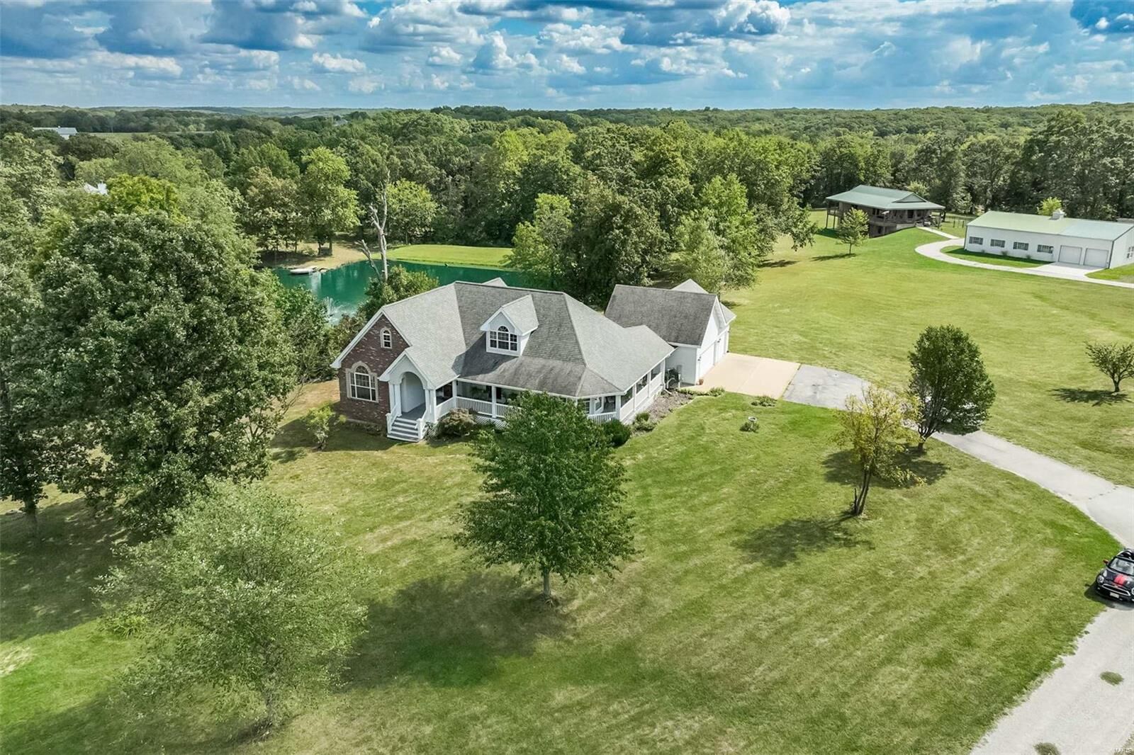 Property Photo: 1422 Sneak Road MO 63348