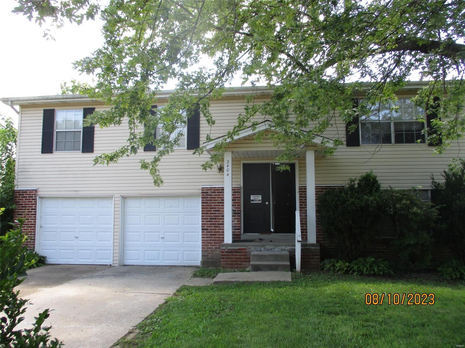 Property Photo:  2404 Wharton Court  MO 63031 