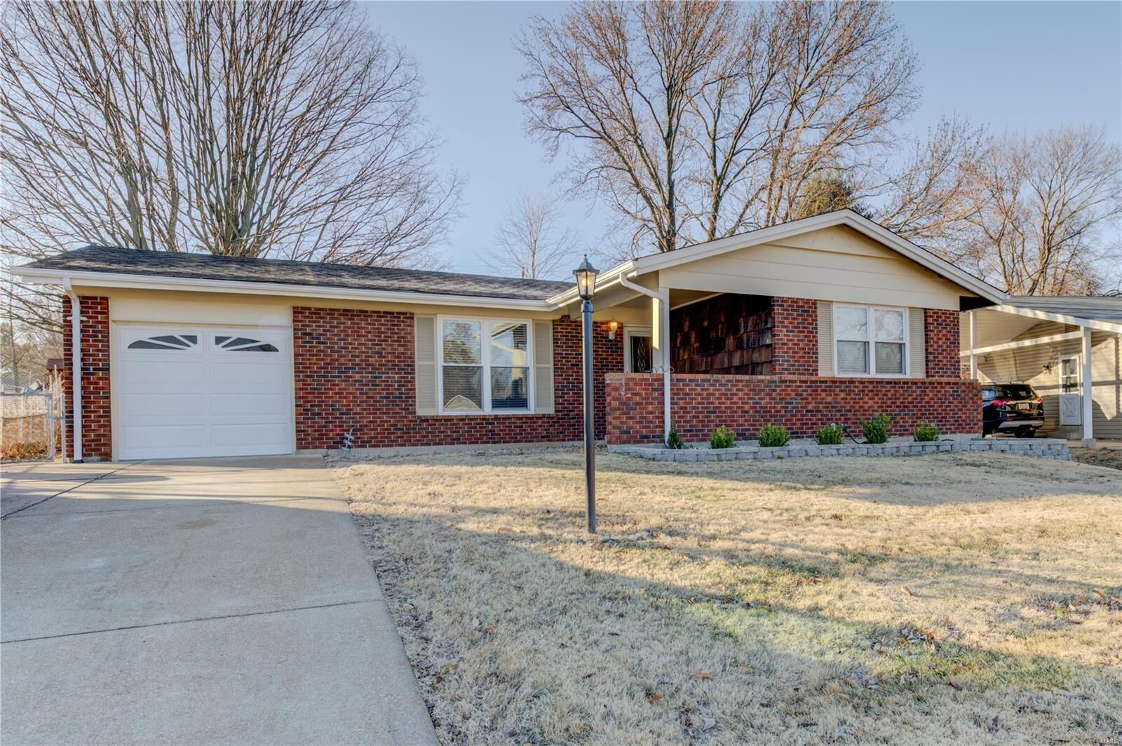 Property Photo: 2307 Wescreek Drive MO 63043
