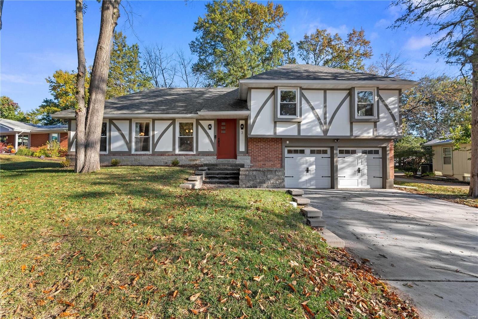 Property Photo:  3 Lemans Place  MO 63367 