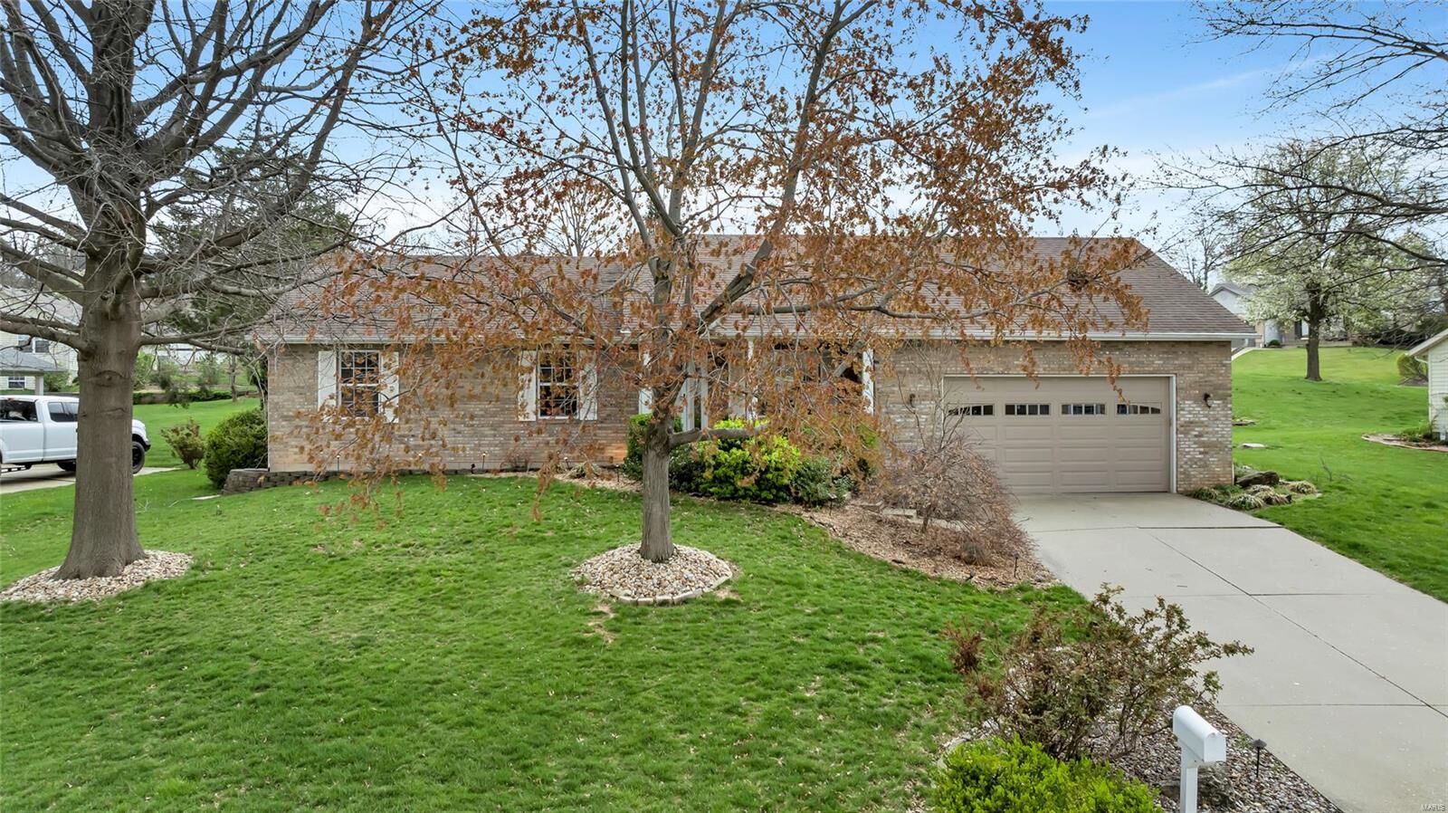 Property Photo:  110 N Riebeling Street  IL 62236 
