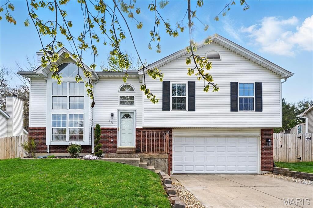 Property Photo:  546 Briar Meadows Court  MO 63385 