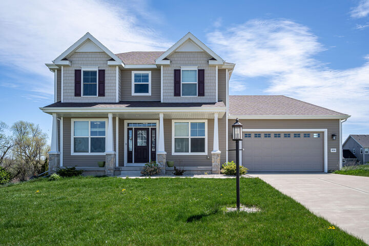 8836 S Buckhorn Grove Way  Franklin WI 53132 photo