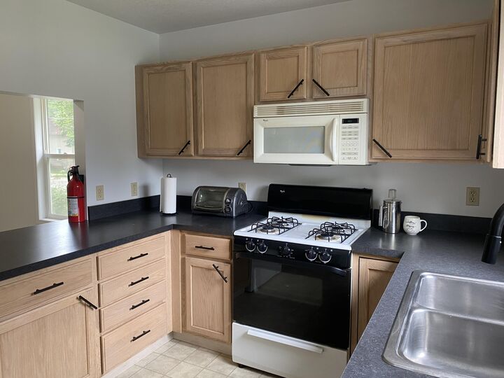 Property Photo: 615 N Park Avenue MI 49201