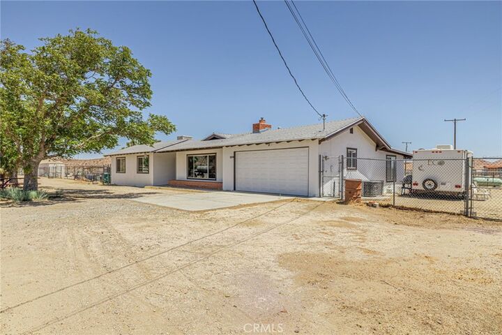 Property Photo:  5200 Mojave Tropico Road  CA 93560 