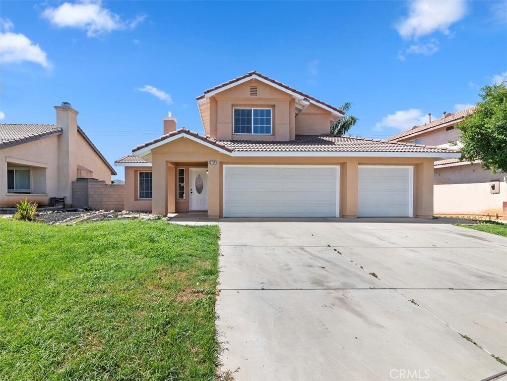 Property Photo:  27541 Vanilla Court  CA 92585 