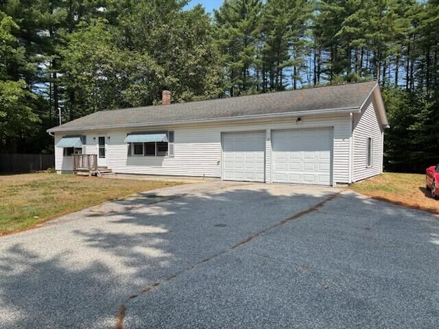Property Photo:  136 Shaker Road  ME 04039 