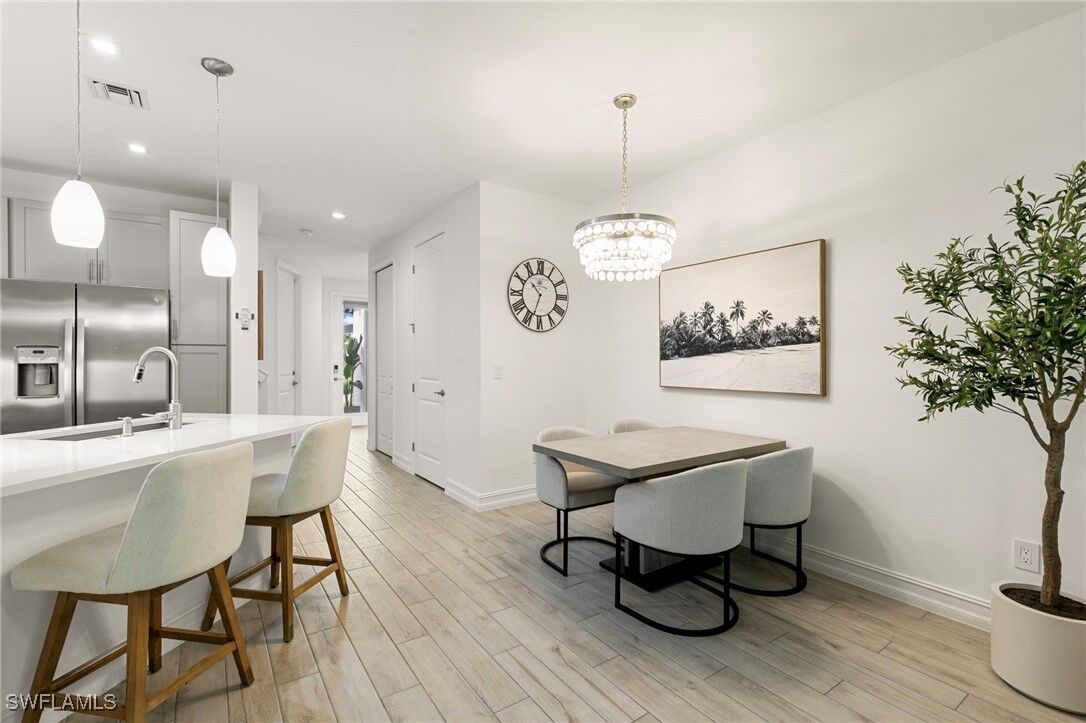 Property Photo: 7622 Rockefeller Drive FL 34119