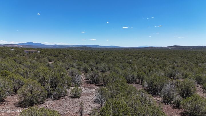 Property Photo: 3847 W Bench Road AZ 86046