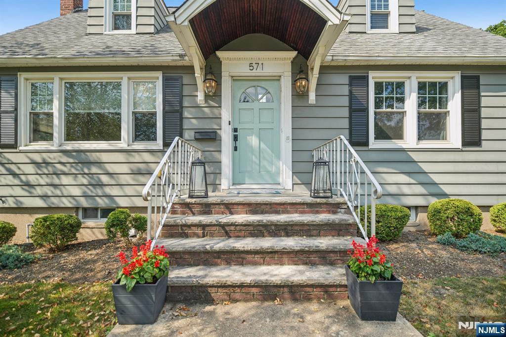 Property Photo: 571 Laurel Road NJ 07450