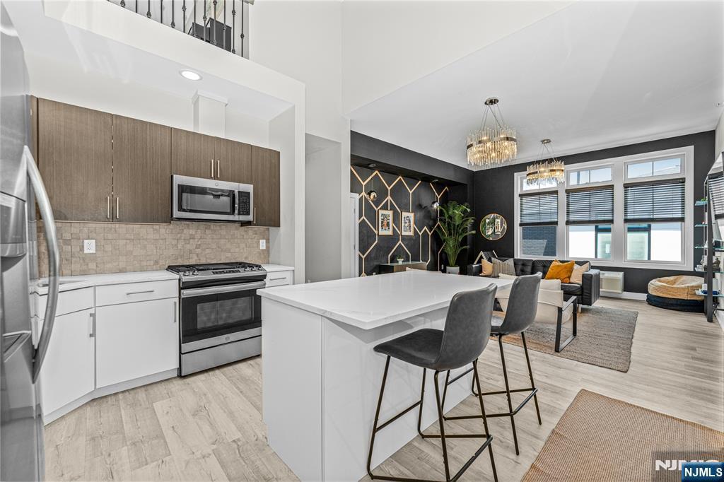 Property Photo: 17 Cumbermeade Road 301 NJ 07024