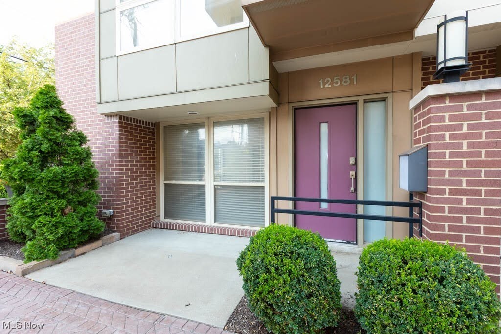 Property Photo:  12581 Larchmere Boulevard 1  OH 44120 