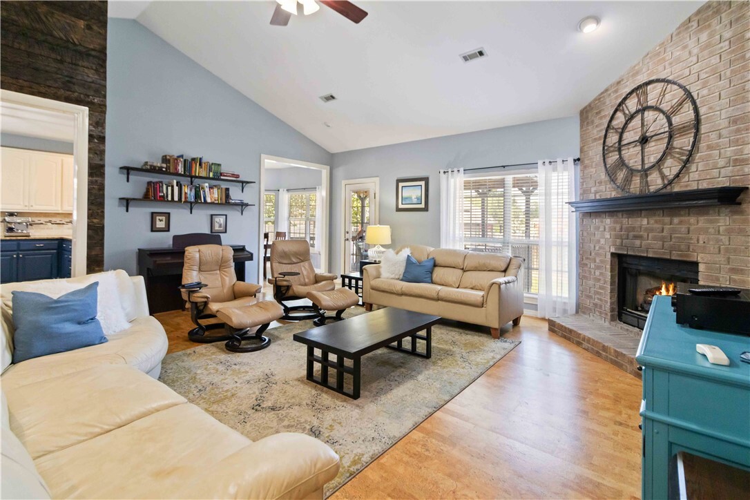 Property Photo: 3230 Colton Drive AR 72762