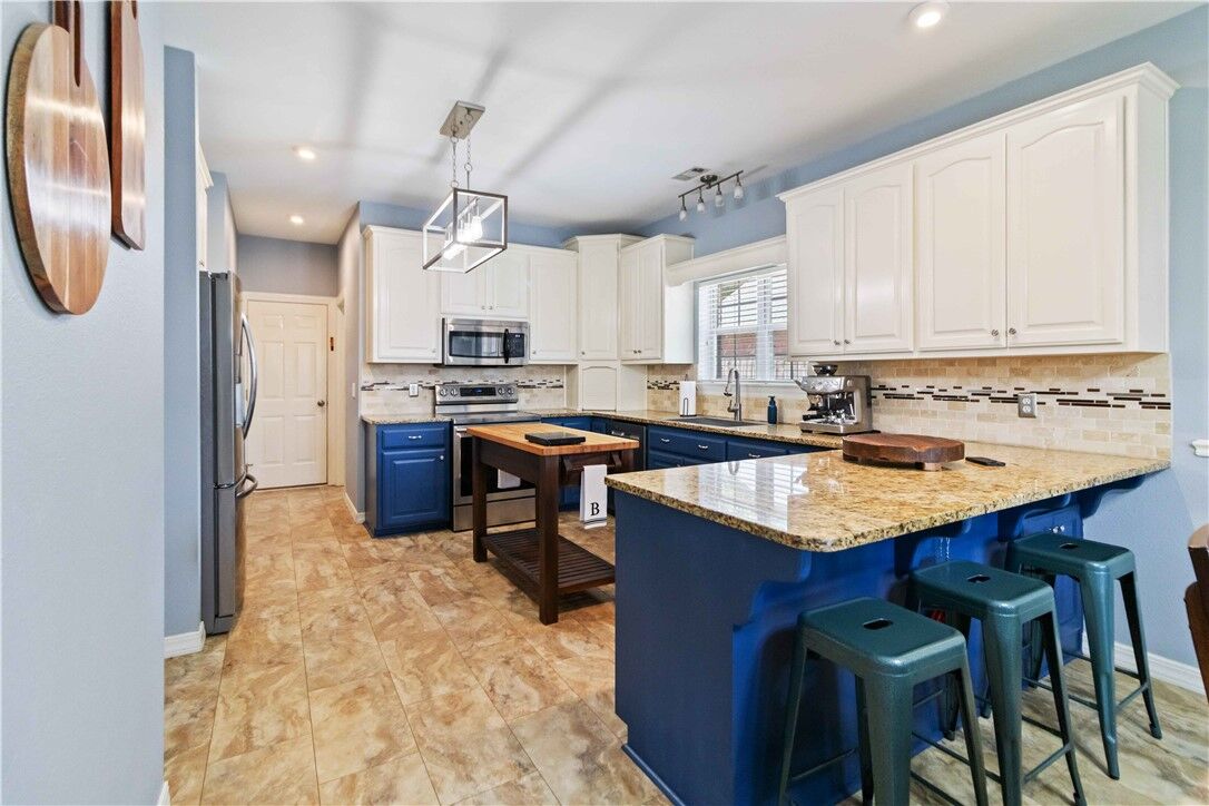 Property Photo:  3230 Colton Drive  AR 72762 