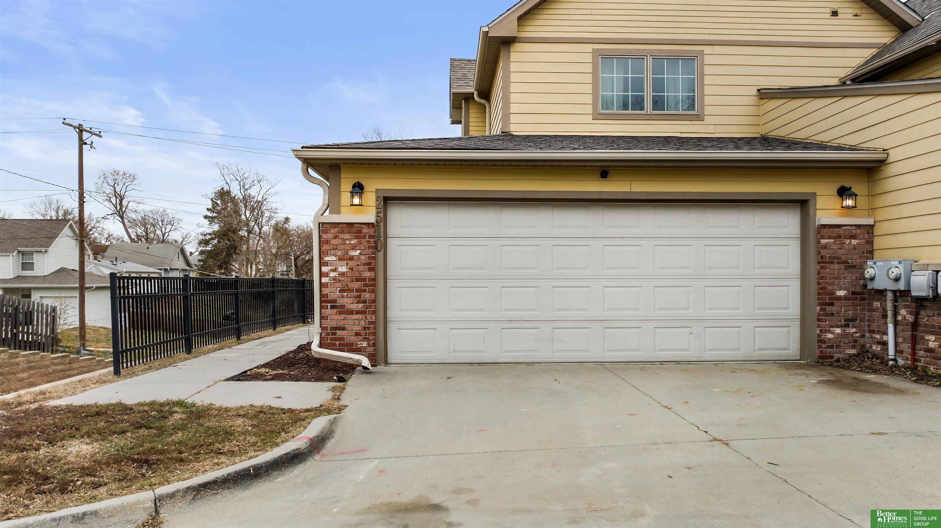 2510 N 42 Street  Omaha NE 68111 photo