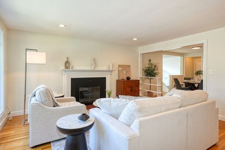 Property Photo: 17 Pelham Rd MA 02453
