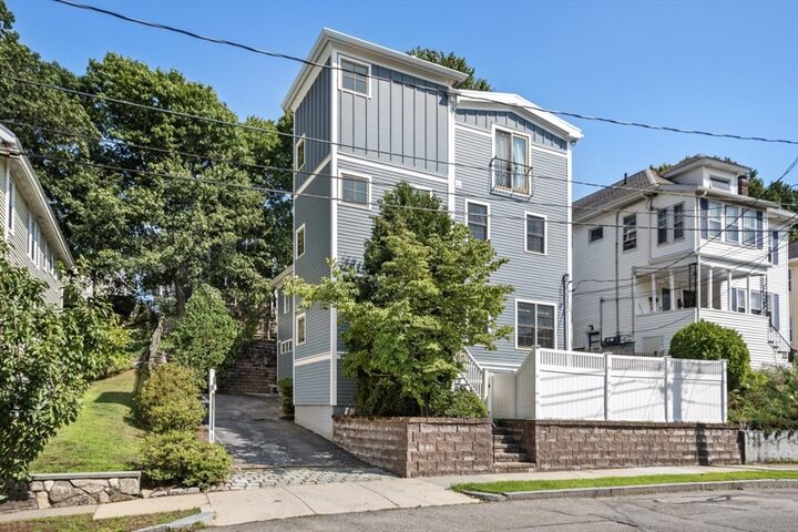 18 Wilson Ave 18  Watertown MA 02472 photo
