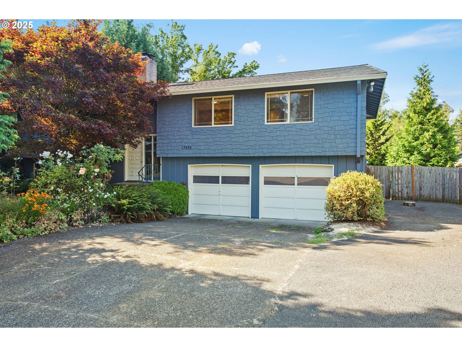 Property Photo: 17655 SW Shawnee Tr OR 97062