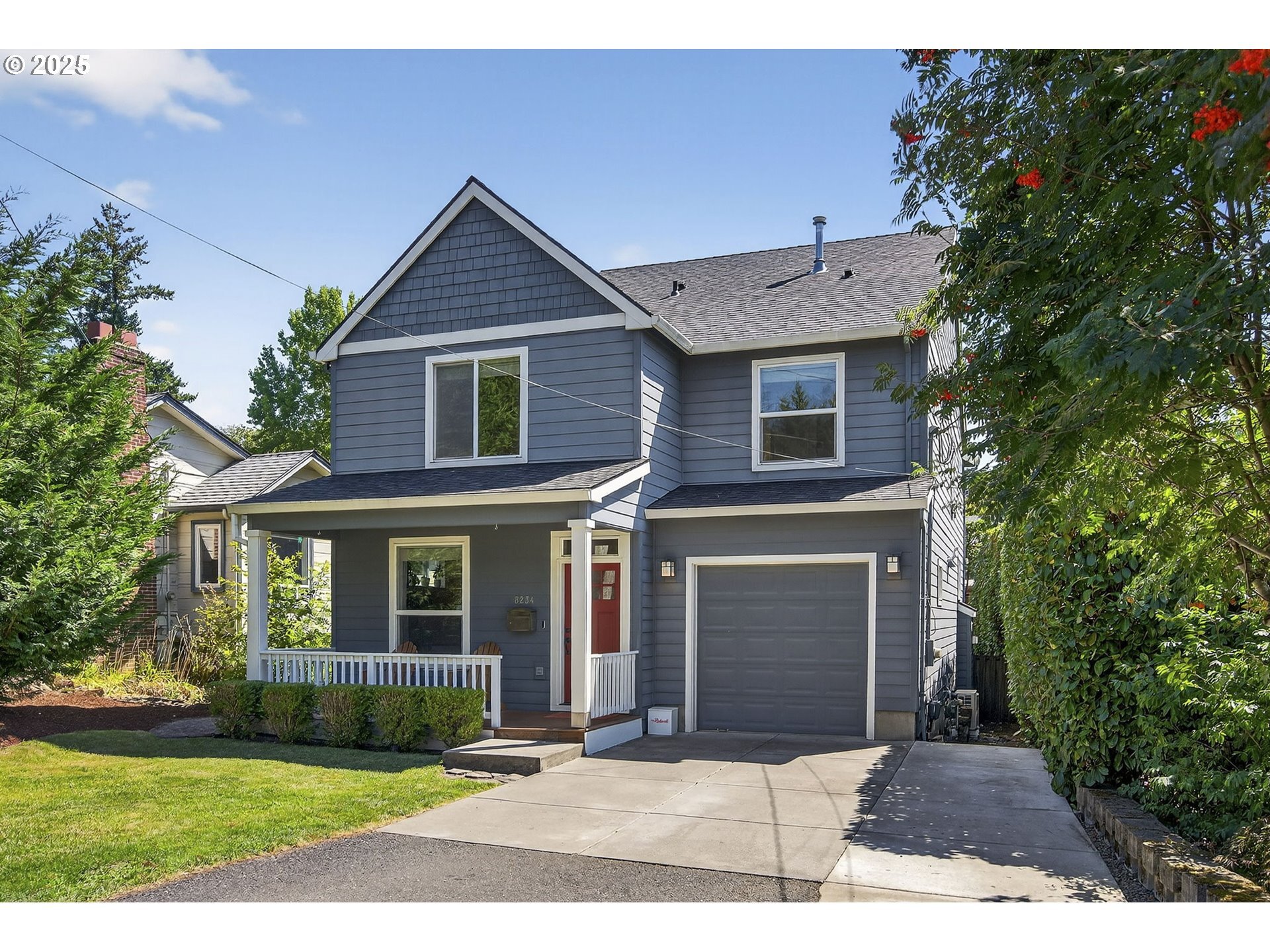 Property Photo: 8234 SW 10th Ave OR 97219