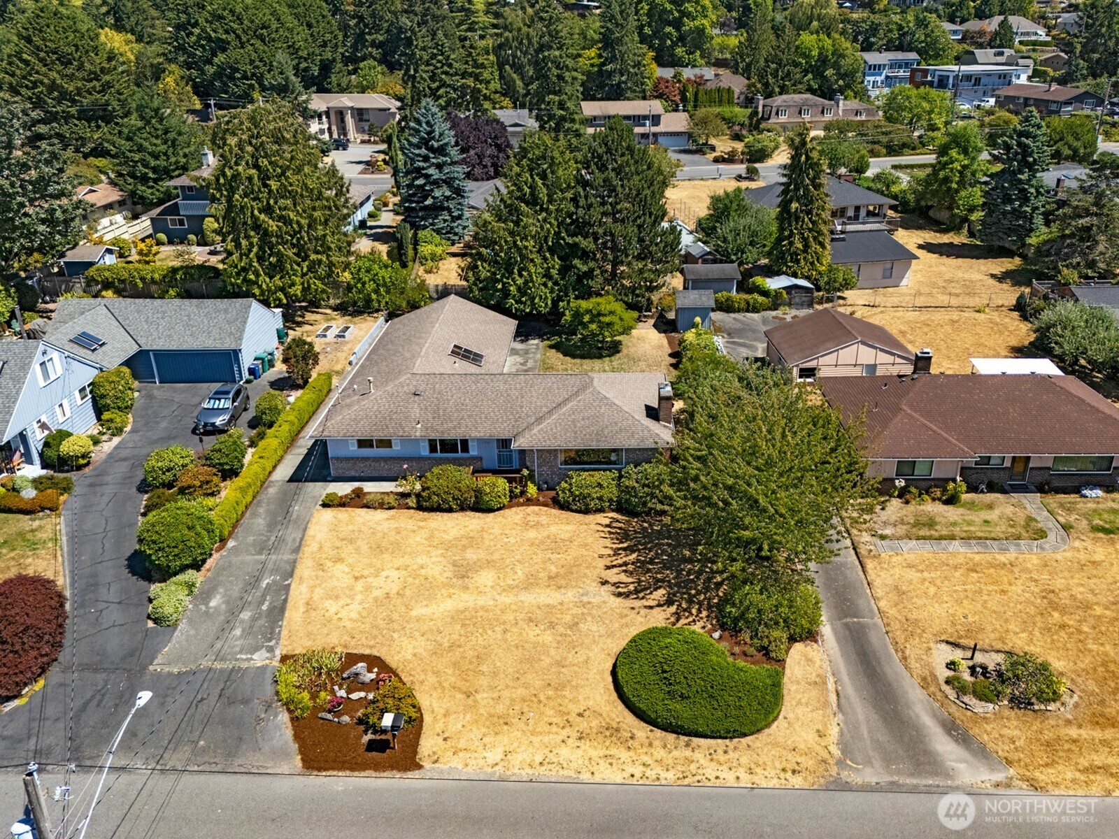 Property Photo:  17958  Brittany Drive SW  WA 98166 