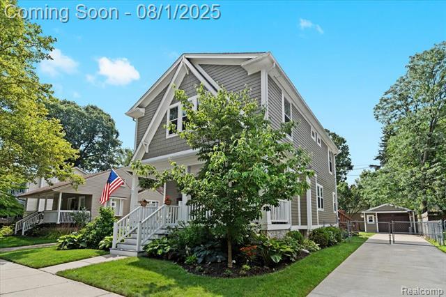 Property Photo:  32 Maywood Avenue  MI 48069 