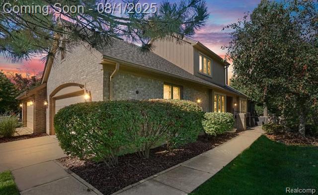 1211 Autumn Drive  Troy MI 48098 photo