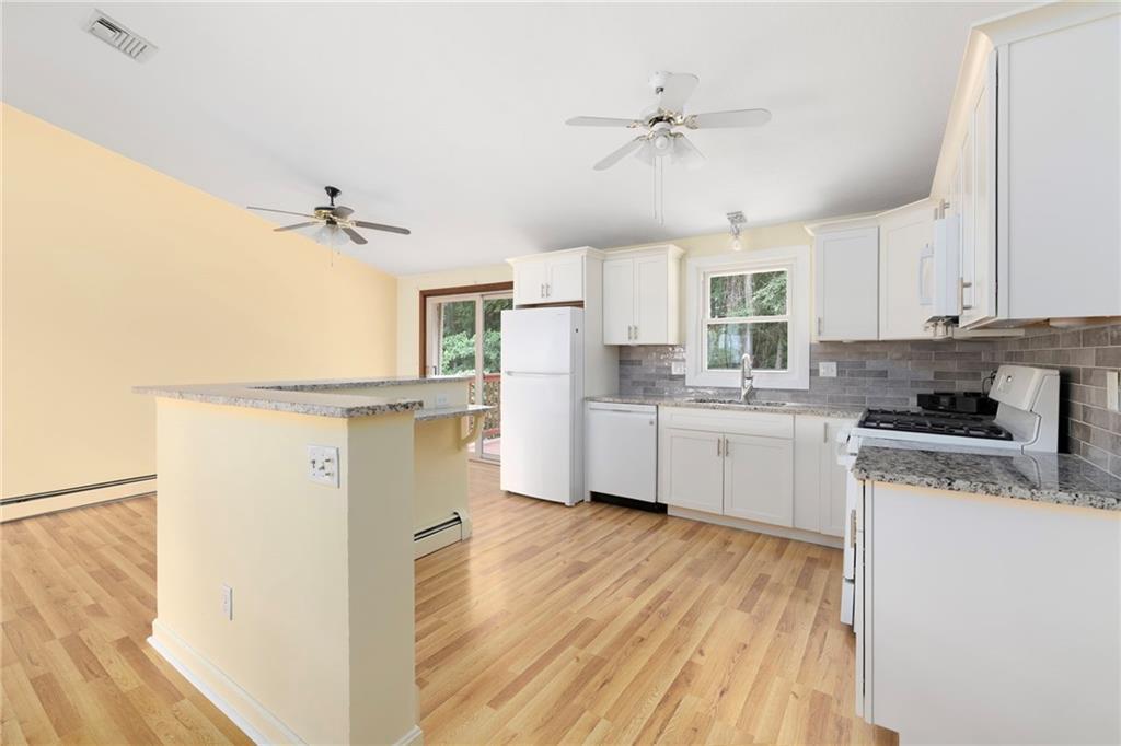 Property Photo:  40 Rockcrest Drive  RI 02920 